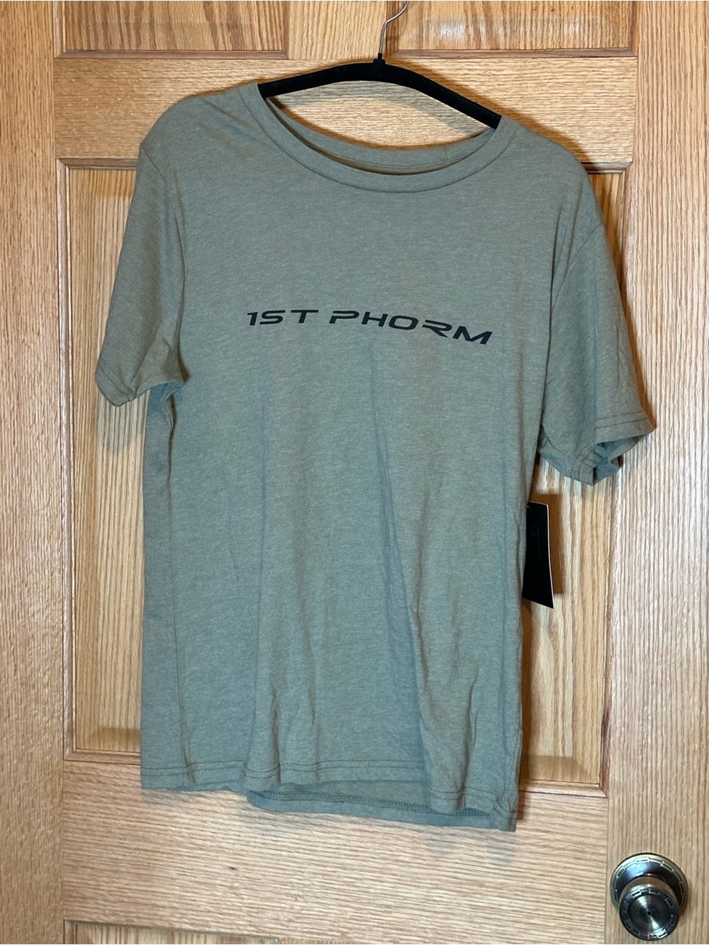 1st Phorm Shirt Logo Crewneck Fitness Gym Tee Sports green Men's Size XL nwt